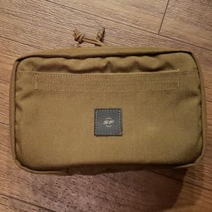 SF brand multifunction pouch